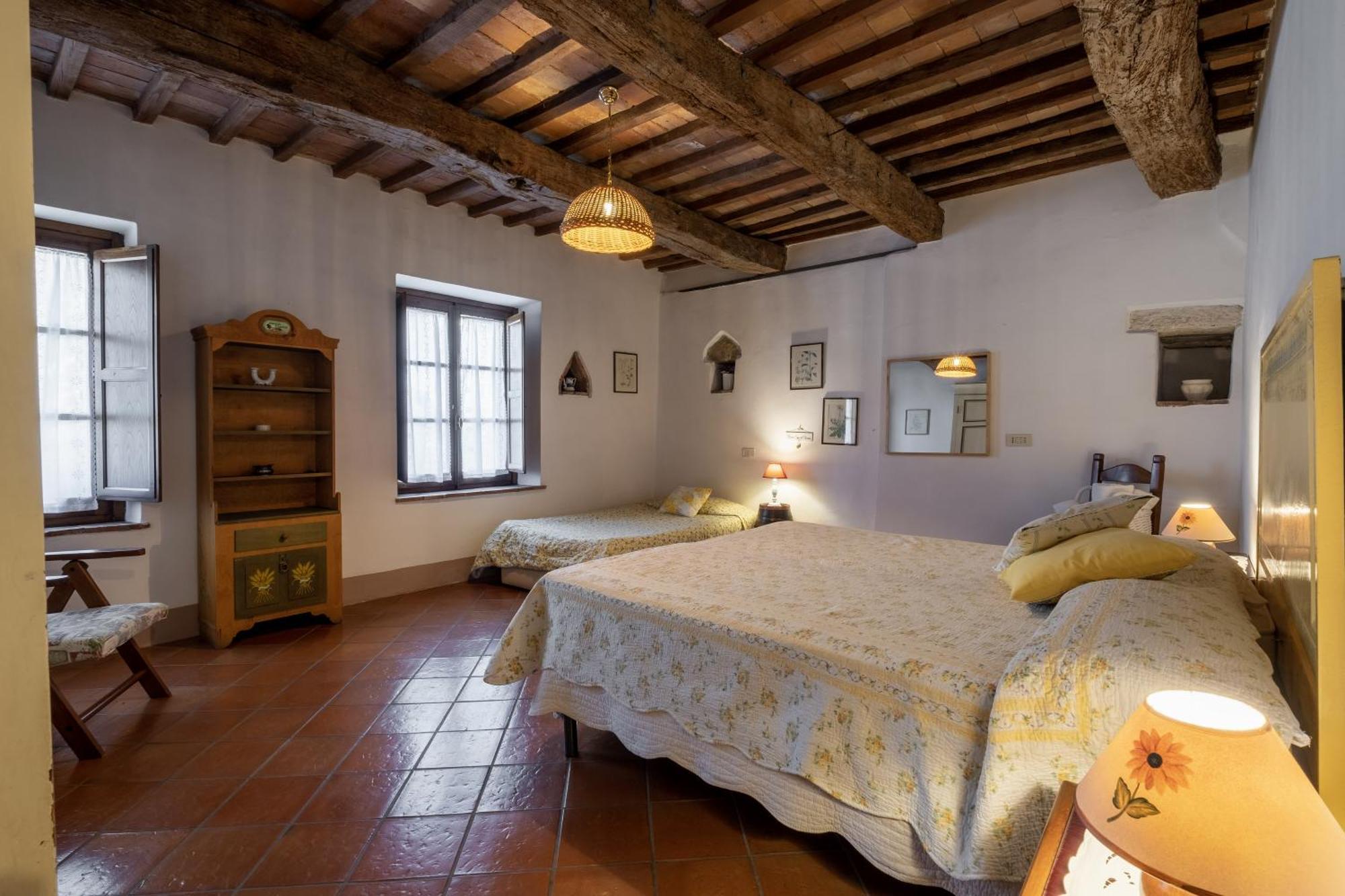 Podere La Montalla Radicofani Exteriör bild